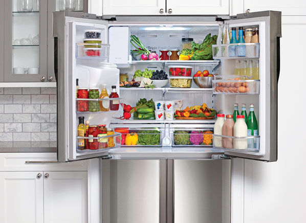 Tips for Thoroughly Cleaning a Refrigerator Both Inside and Out