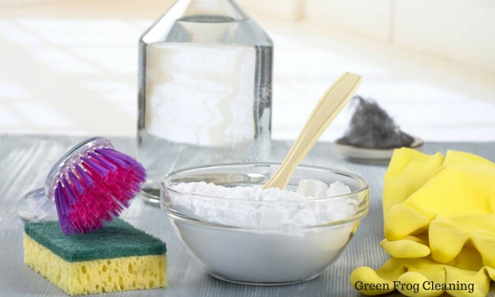 Common Household Cleaning Products that Should Never be Used Together Common Household Cleaning Products that Should Never be Used Together