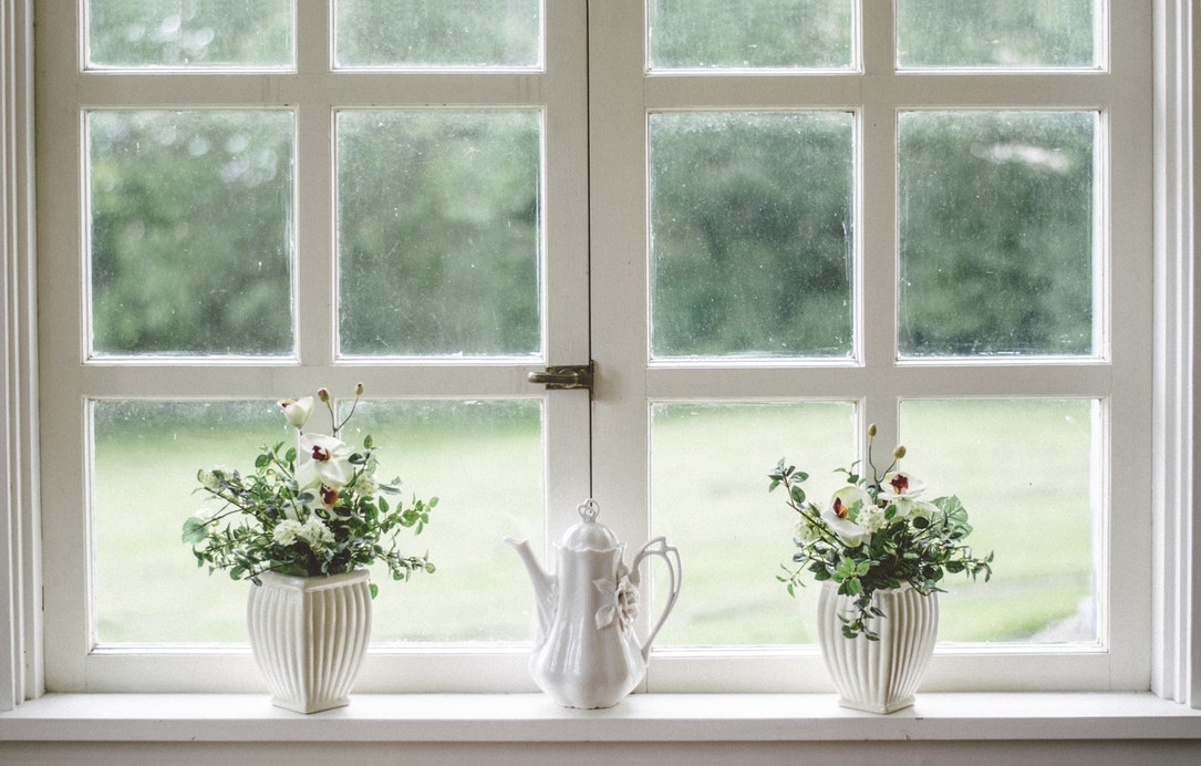 How to Clean Your Window Sills & Tracks?