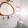 How to Keep Your Guest Bathroom Clean and Organized