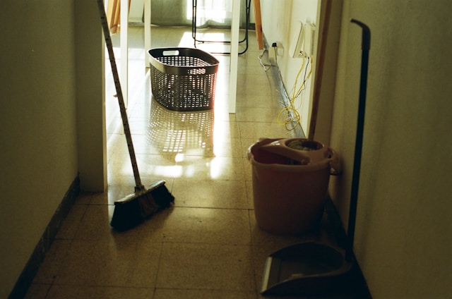 house entry cleaning